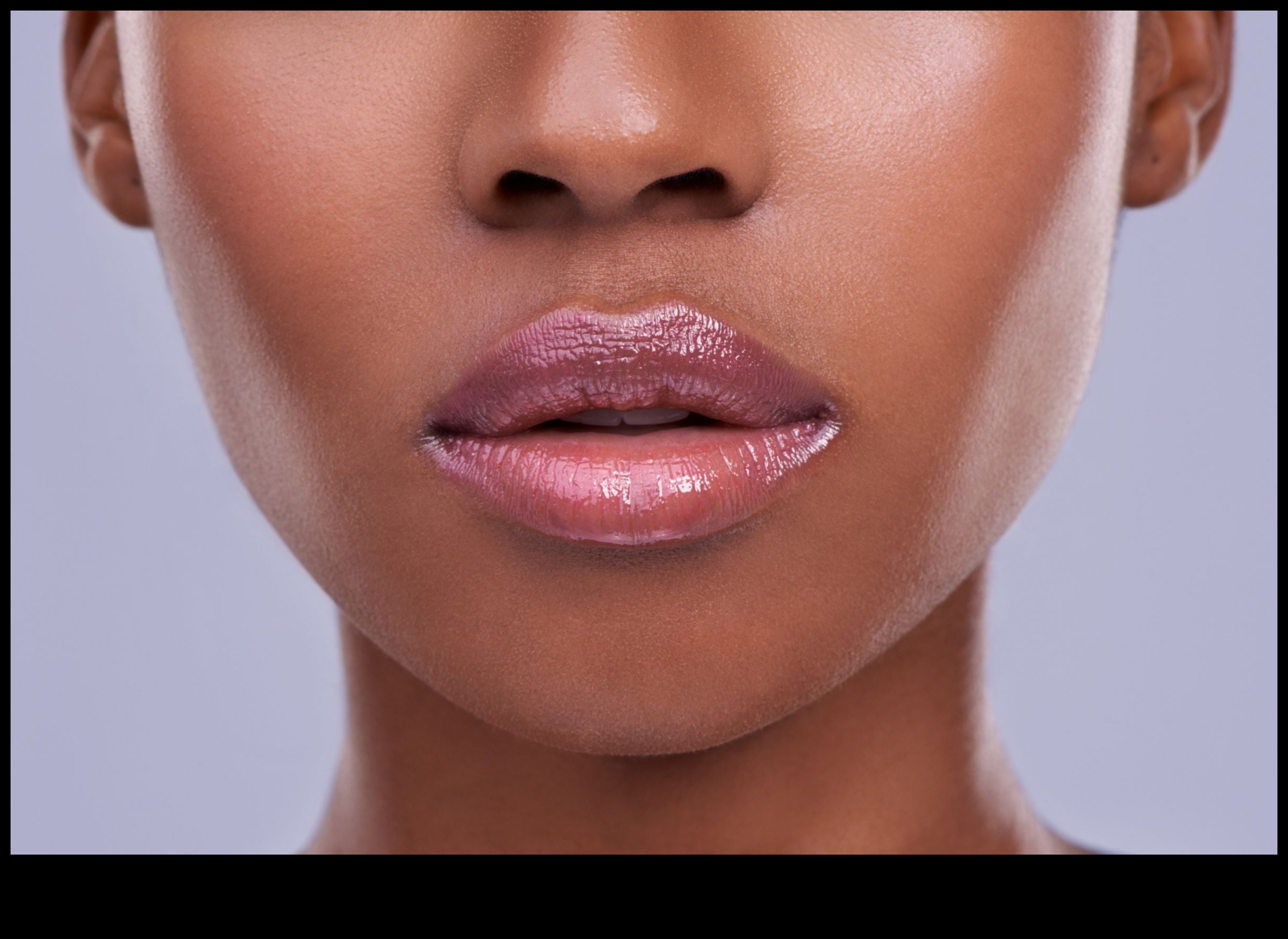 تقسيم الأنماط: كلاسيكي، جريء، أو رقيق - ما هو ملمع الشفاه المناسب لك؟