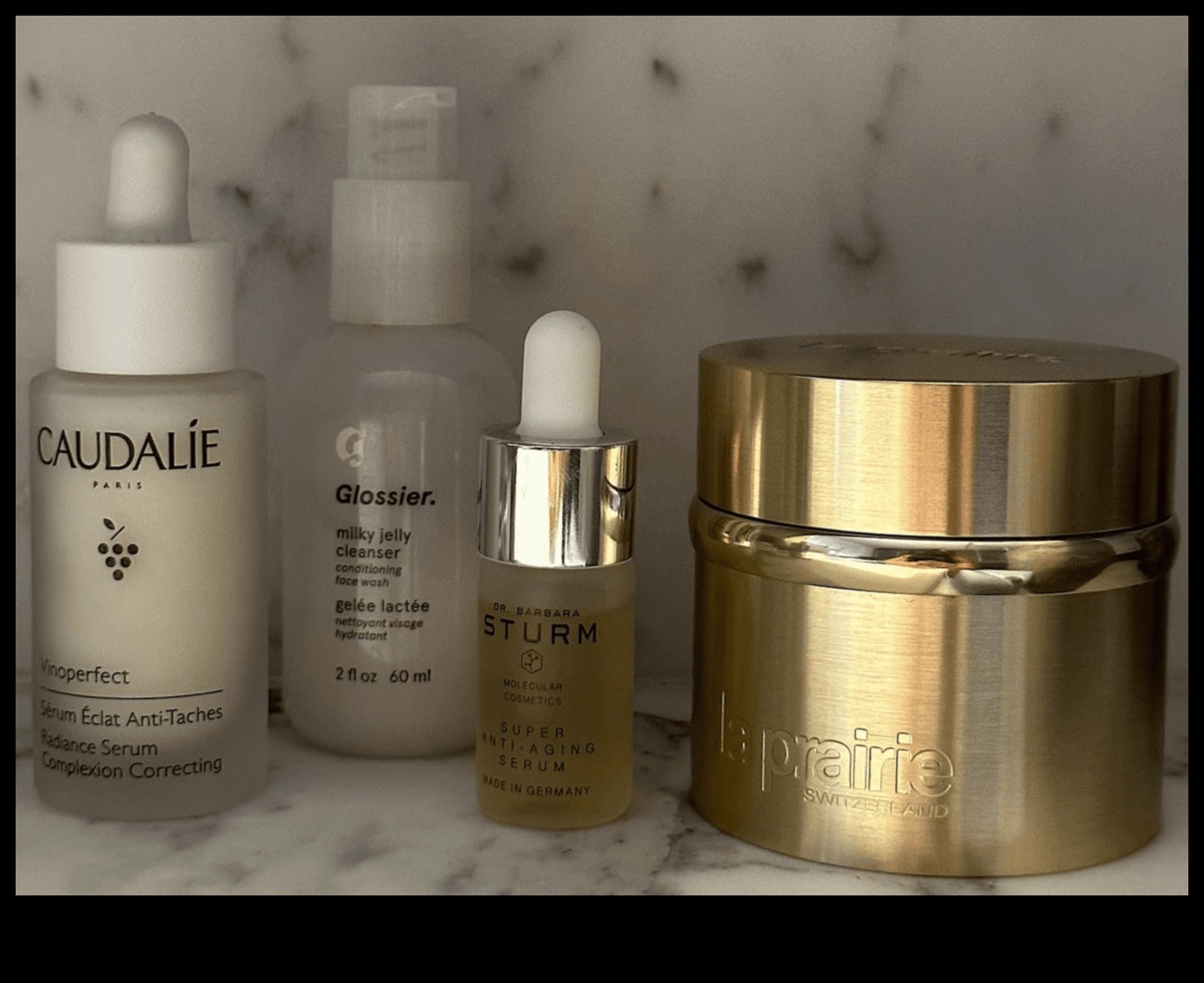 هل منتجات العناية بالبشرة باهظة الثمن تستحق العناء؟ فضح أسرار صناعة التجميل