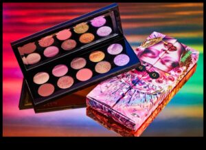 اللوحات الملونة: استكشاف تنوع لوحات ظلال العيون