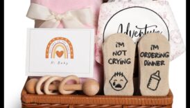 الرفاق المحبوبون: الاستحمام بالحب مع هدايا الأطفال الثمينة