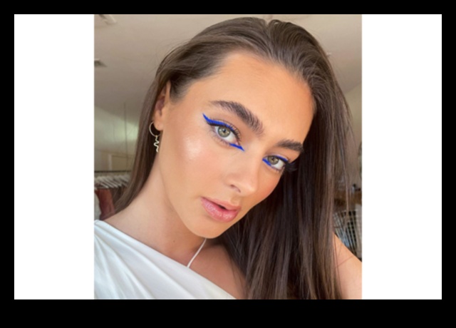 أناقة بلا مجهود: قوة تقنيات مكياج المساء البسيطة