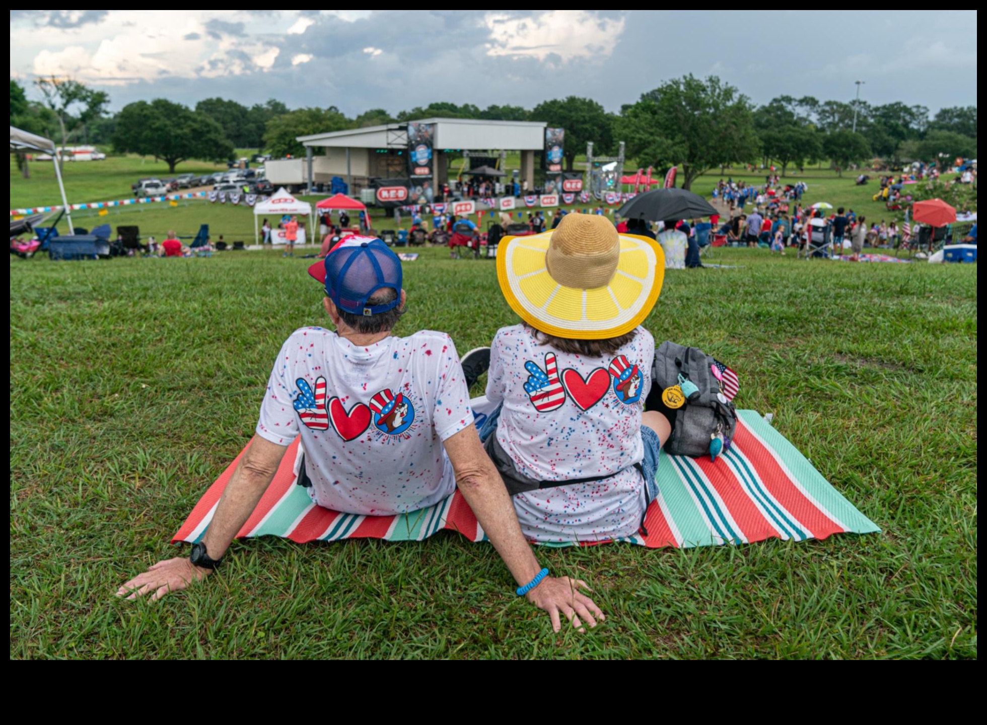 نزهة DIY في الرابع من يوليو: صياغة الأعياد الوطنية في الهواء الطلق