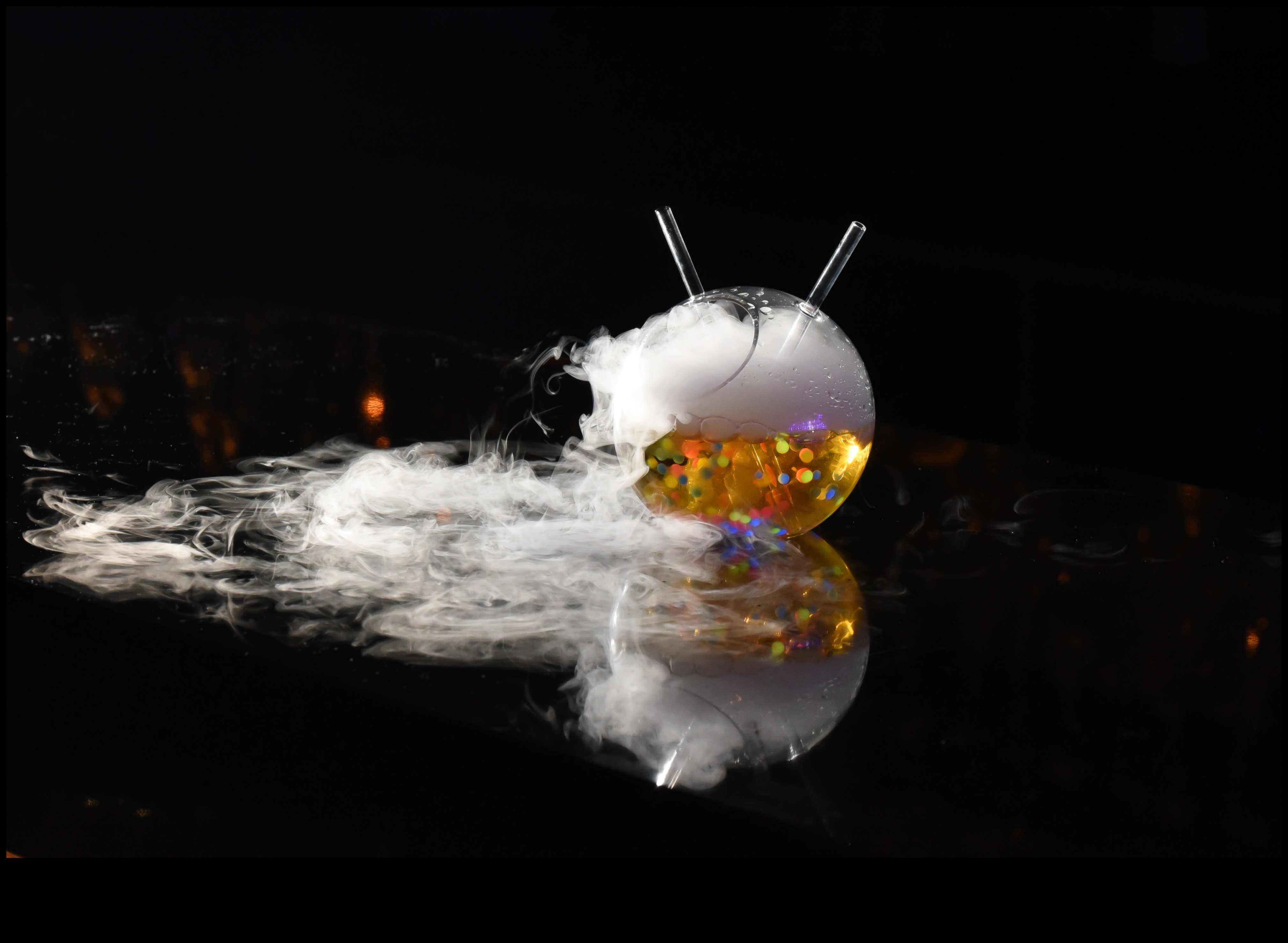 الإبداع الطهي مع المزيج الجزيئي: صياغة كوكتيلات فريدة من نوعها